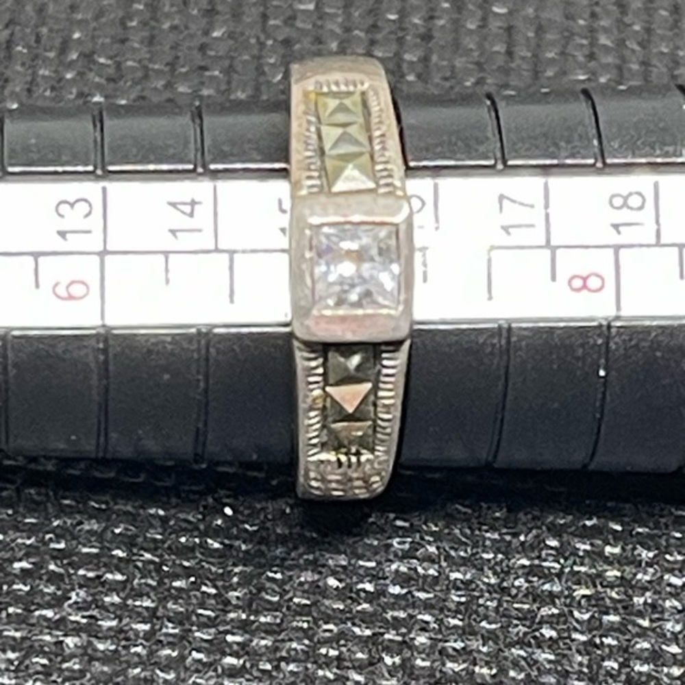 VTG 925 Diamond Marcasite 4.42 g Silver Gray  Ring SZ 7